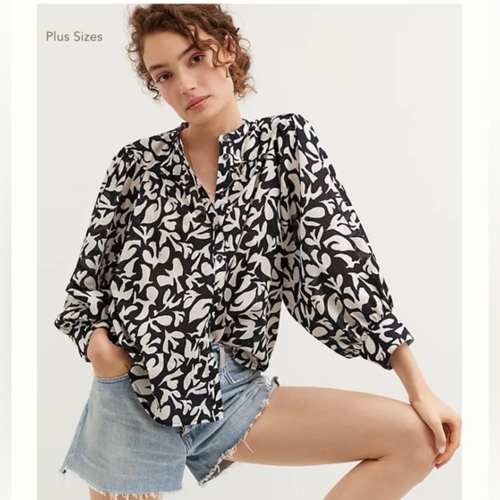 Anthropologie Danielle Kroll Whimsy Printed Buttondown